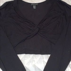 Long sleeve black crop top